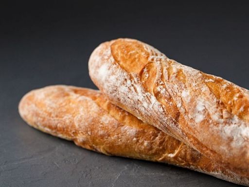 Cómo preparar tu pan baguette casero con solo 6 ingredientes