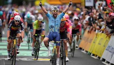 Mark Cavendish claims record-breaking 35th stage win at the Tour de France