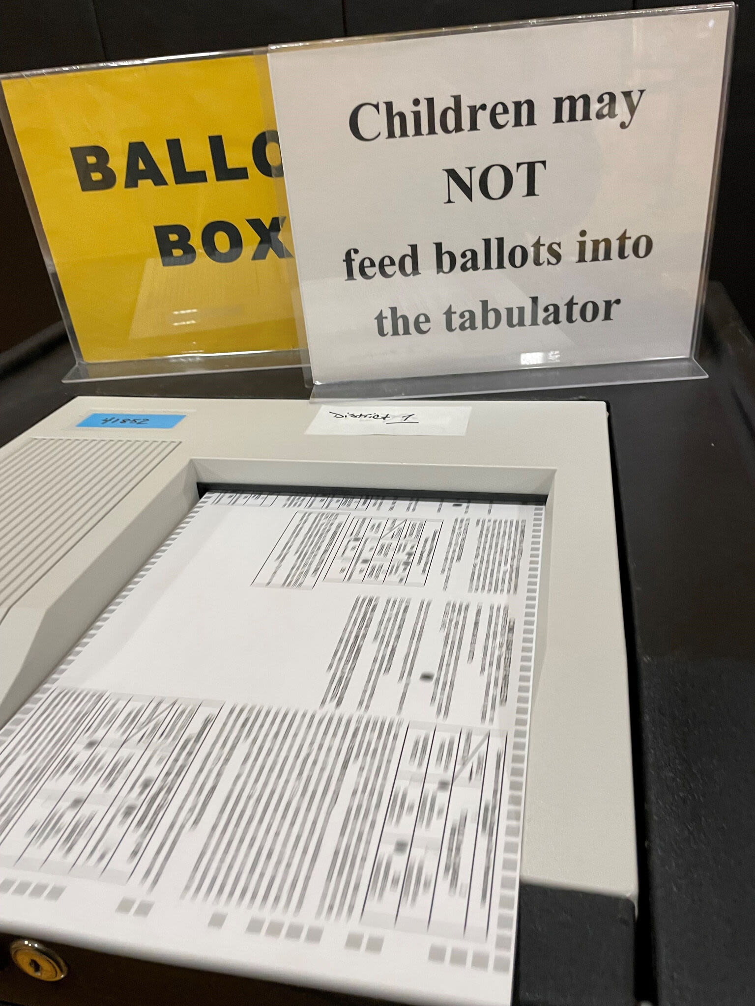 Connecticut primary elections see cooling effect from the heat of national politics, experts say