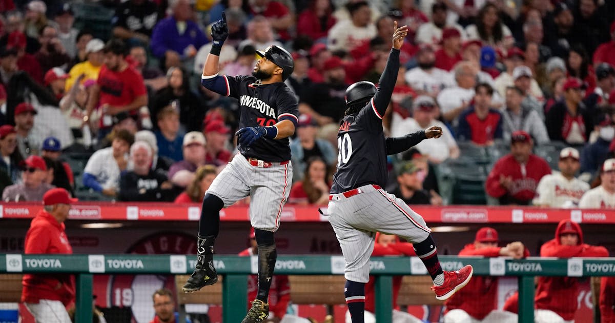 Twins bash 17 hits in 16-5 victory over Angels, their sixth in a row