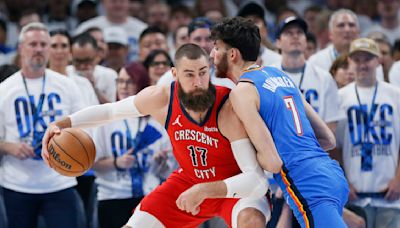 Thunder's Holmgren bests Pelicans' Valanciunas in center matchup to help OKC take 2-0 lead