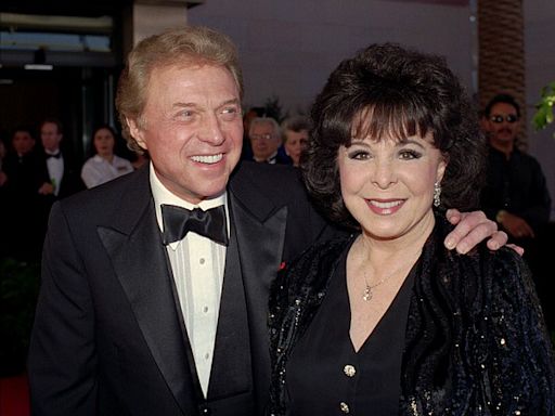 Steve Lawrence, singer, entertainer and half of popular stage duo Steve & Eydie, dies | Chattanooga Times Free Press