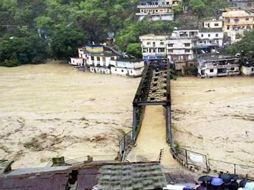 2 Pilgrims Washed Away As Temporary Bridge Collapses In Uttarakhand
