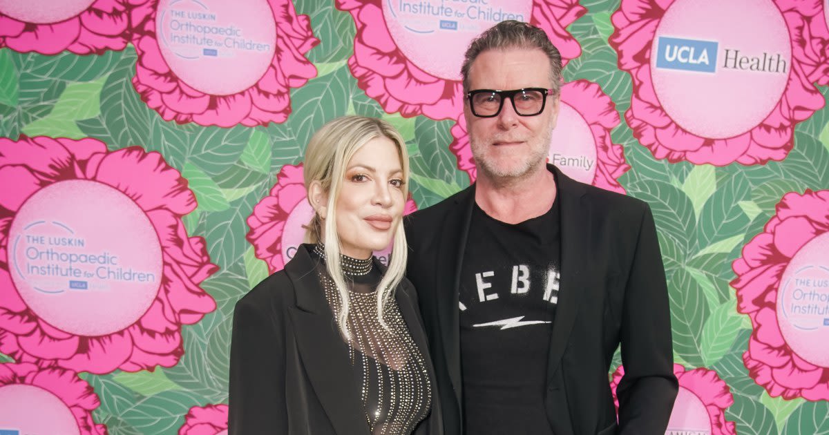 Tori Spelling Reunites With Estranged Husband Dean McDermott at Carnival 5 Months After Divorce Filing