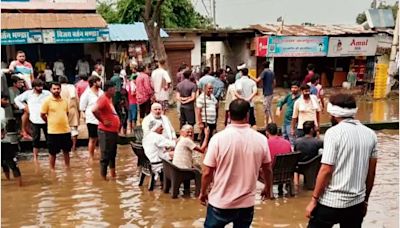 Bilaspur residents take to streets to highlight administration’s apathy