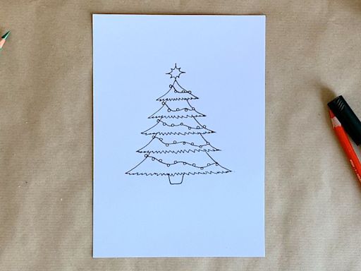 It's so easy to draw this Christmas tree