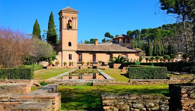 El impresionante Parador situado en el interior de la Alhambra donde fueron enterrados los Reyes Católicos