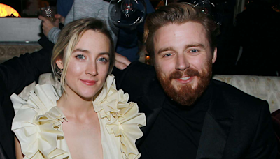 Saoirse Ronan y Jack Lowden unen su amor en boda secreta en Escocia