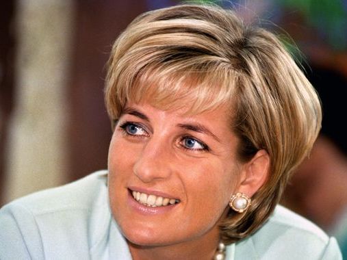 Handwritten letters from Princess Diana to go on sale