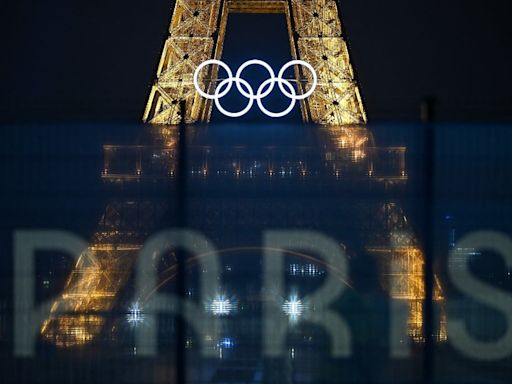 Atleta francês é autorizado a usar saia na cerimônia de abertura dos Jogos de Paris 2024