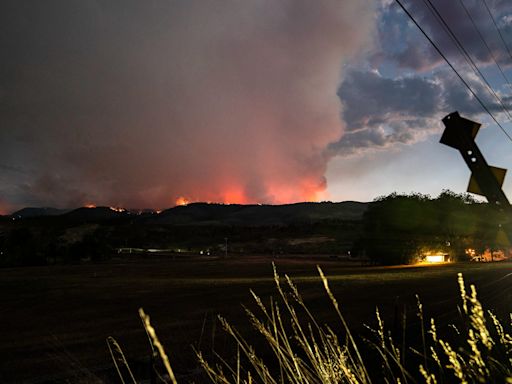Live updates: Alexander Mountain Fire grows to more than 8,000 acres