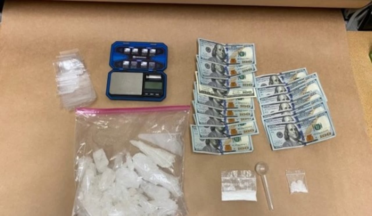 Police seize $25,000 in meth near Michigan border