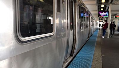 Teen charged with robbing passenger on CTA train on Chicago's North Side