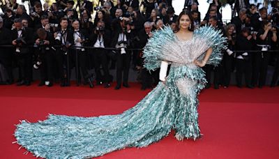Pics: Aishwarya Rai Bachchan goes dramatic on Cannes red carpet Day 2