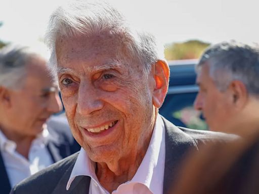 Mario Vargas Llosa sorprende revelando que ha hablado con Isabel Preysler - ELMUNDOTV