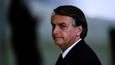 Internaron al expresidente Jair Bolsonaro por una infección en la piel | Política