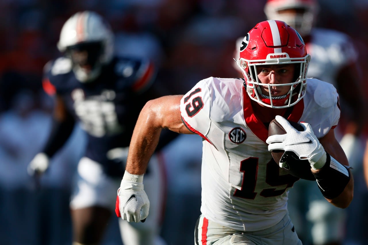 Las Vegas Raiders take Georgia tight end Brock Bowers with the 13th pick in the NFL draft