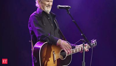 Kris Kristofferson, singer-songwriter and actor, dies at 88