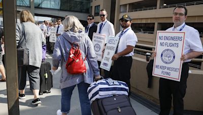 WestJet warns of disruptions in coming days as it recovers from mechanics strike