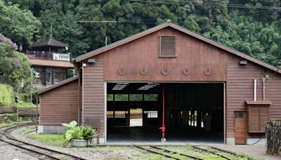 阿里山林鐵縣定古蹟 奮起湖車庫開放標租