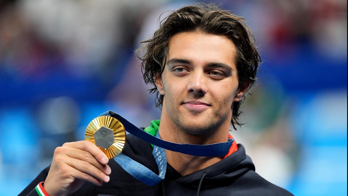 Internet swooning over Italian swimmer Thomas Ceccon