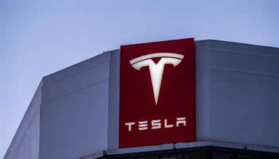 Tesla Stock Slides as Deutsche Bank Downgrades on 'Thesis-Changing' Robotaxi Pivot