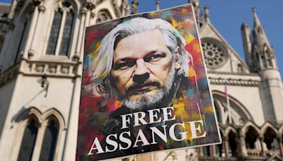 Tribunal Superior de Londres permite a Julian Assange un nuevo recurso contra su extradición a EE.UU. - La Opinión