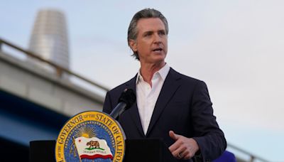 Newsom supports efforts to remove smartphones from California schools