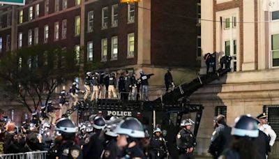 La Policía de Nueva York acaba con la protesta propalestina en la Universidad de Columbia y detiene a decenas de estudiantes