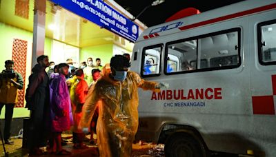 India landslide toll hits 126 as rain hampers rescue work
