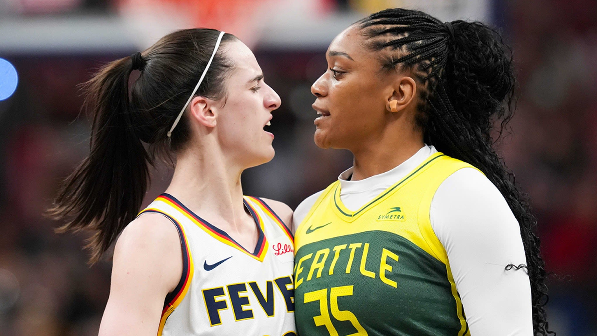 Caitlin Clark Gets In Heated Exchange W/ Victoria Vivians During Fever-Storm Game