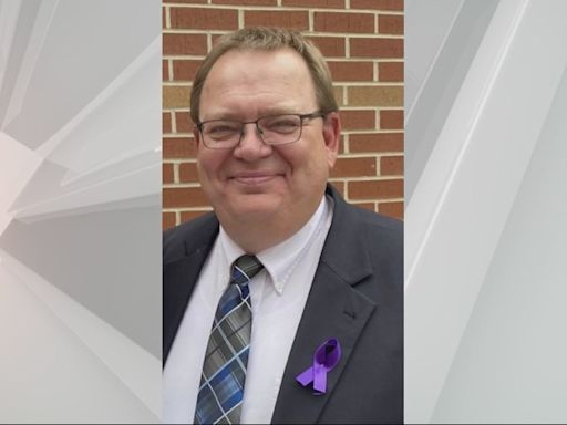 Perry Principal Dan Marburger named Iowa Hero for Iowa-Nebraska Heroes Game