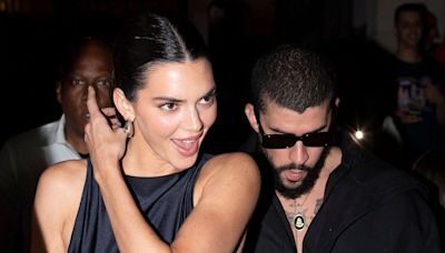 Kendall Jenner et Bad Bunny font sensation en matching look à Paris