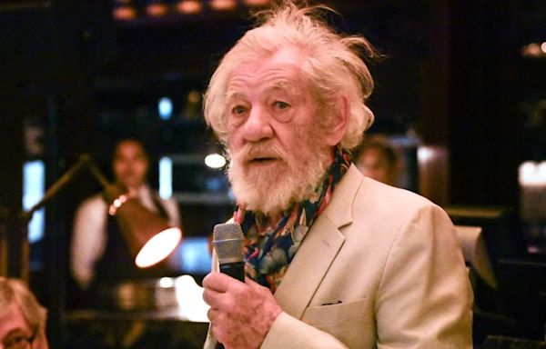 Ian McKellen Says Doctors Promise ‘A Complete Recovery’ After Stage Fall