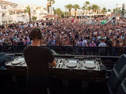 'I visited Ibiza's hottest nightclub to see Calvin Harris and was stunned by prices'