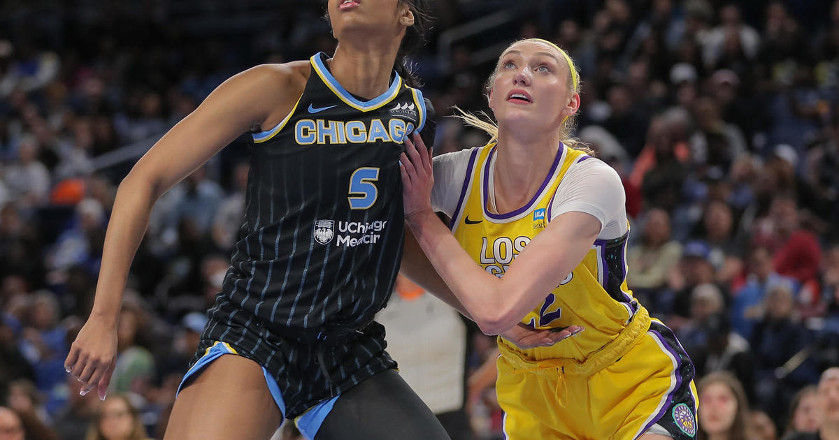 Marina Mabrey hits 6 3-pointers, scores 20 as Sky beat Sparks