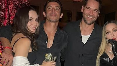 Zuria Vega y Alberto Guerra acompañaron a Madonna a un exclusivo club