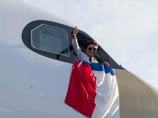 San Antonio's first nonstop flight to Europe takes off