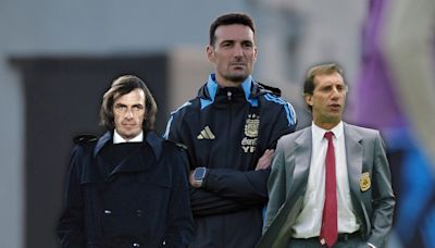 Scaloni quedó a un partido de Menotti y Bilardo en la Selección: ¿a cuánto está del top?