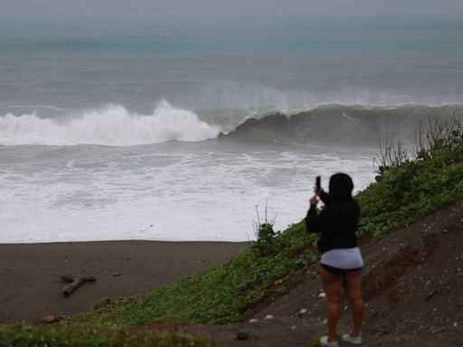 Hurricane Beryl slams into Jamaica with life-threatening storm surge and winds: Live updates