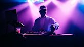 I'm a DJ who performs at clubs and bars. Here are 10 things that people should stop doing on a night out.