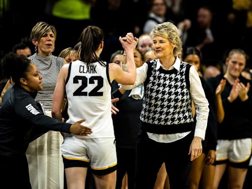 Emotional Moment Between Lisa Bluder, Caitlin Clark, Kate Martin Warmed Iowa Hearts