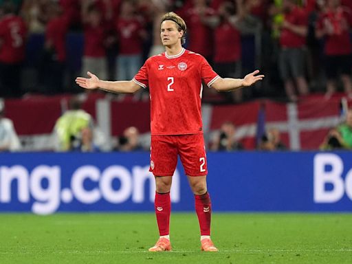 Denmark defender Joachim Andersen suffers double VAR nightmare