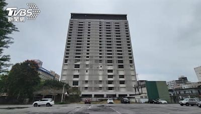 危險！「花蓮最高樓」21F飯店 外牆龜裂、塗層掉