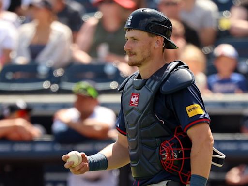 Braves Return Sean Murphy from Injured List, Call Up Outfielder for Bench