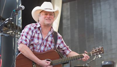 Mark Chesnutt Prepares Stage Return One Month After Emergency Heart Surgery