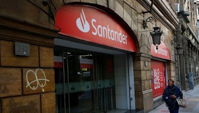 Santander sufre grave ciberataque y esto pasó con sus clientes en Chile