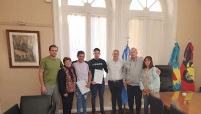 Reconocimiento al ciclista Juan Andrés Castillo