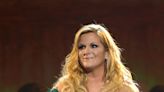 Trisha Yearwood Completely Shuts Down The Stage In A Sparkling Jumpsuit