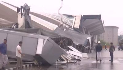 Delhi Airport Roof Collapse: Flights From Terminal 1 Cancelled Till 2 PM, Airlines Issue Advisories For Passengers - News18